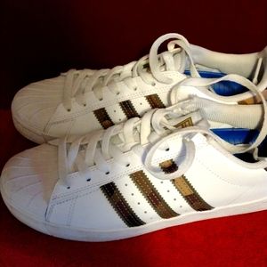 White and camo Adidas Sneakers
